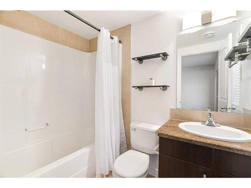 54-180 Riverstone Ridge, Fort Mcmurray, AB - Indoor Photo Showing Bathroom