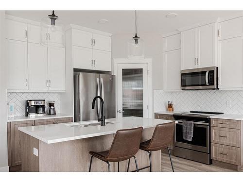 120 Walnut Place, Fort Mcmurray, AB - Indoor Photo Showing Kitchen With Upgraded Kitchen