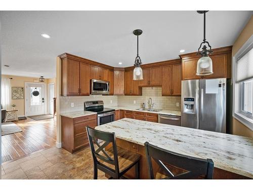 118 Aspenhill Drive, Fort Mcmurray, AB - Indoor Photo Showing Kitchen With Double Sink