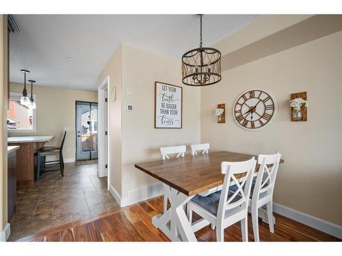 118 Aspenhill Drive, Fort Mcmurray, AB - Indoor Photo Showing Dining Room