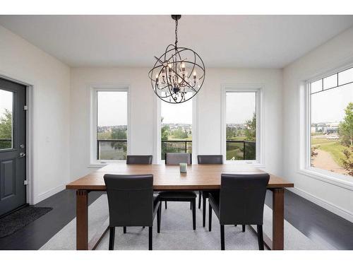 288 Falcon Drive, Fort Mcmurray, AB - Indoor Photo Showing Dining Room