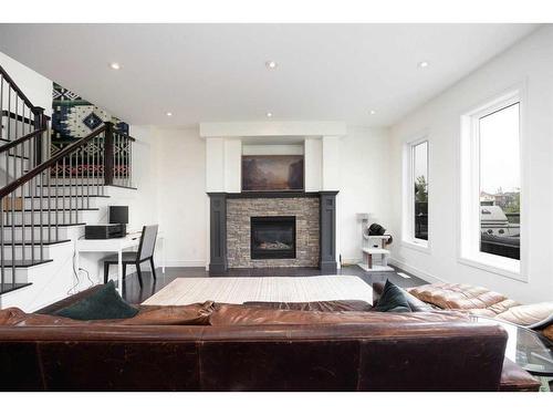 288 Falcon Drive, Fort Mcmurray, AB - Indoor Photo Showing Living Room With Fireplace