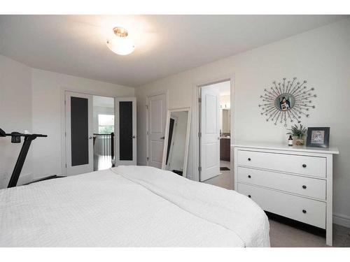 288 Falcon Drive, Fort Mcmurray, AB - Indoor Photo Showing Bedroom