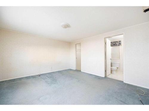 260 Harpe Way, Fort Mcmurray, AB - Indoor Photo Showing Other Room