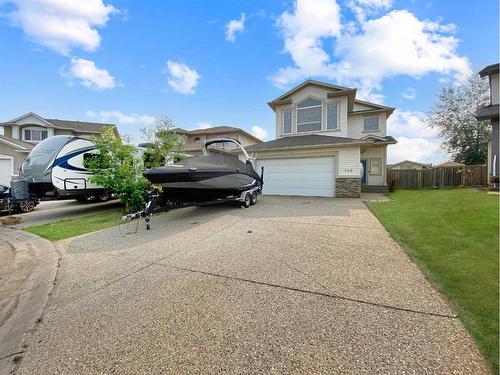 146 Plamondon Way, Fort Mcmurray, AB - Outdoor