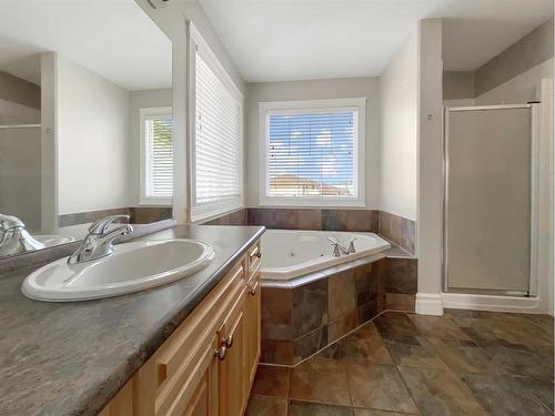 146 Plamondon Way, Fort Mcmurray, AB - Indoor Photo Showing Bathroom