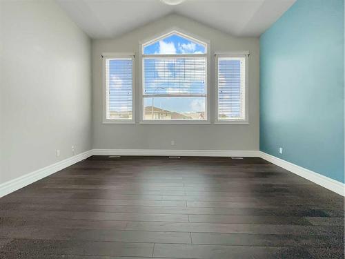 146 Plamondon Way, Fort Mcmurray, AB - Indoor Photo Showing Other Room