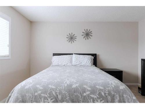 122 Archibald Bay, Fort Mcmurray, AB - Indoor Photo Showing Bedroom
