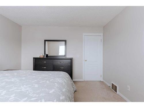 122 Archibald Bay, Fort Mcmurray, AB - Indoor Photo Showing Bedroom
