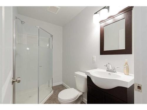 148 Walnut Crescent, Fort Mcmurray, AB - Indoor Photo Showing Bathroom