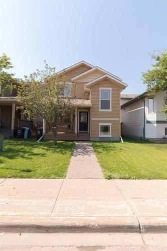 148 Walnut Crescent, Fort Mcmurray, AB - Outdoor With Facade