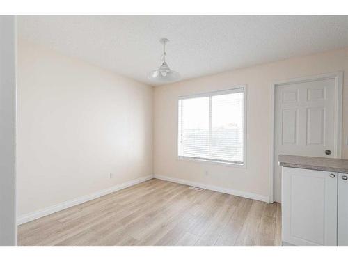 124 Kodiak Crescent, Fort Mcmurray, AB - Indoor Photo Showing Other Room