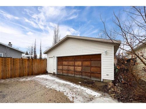 185 Ermine Crescent, Fort Mcmurray, AB - Outdoor