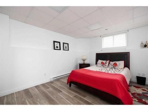 193 Elm Street Nw, Fort Mcmurray, AB - Indoor Photo Showing Bedroom