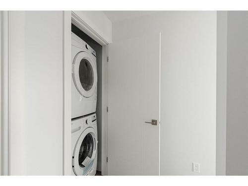 145 Athabasca Crescent, Fort Mcmurray, AB - Indoor Photo Showing Laundry Room