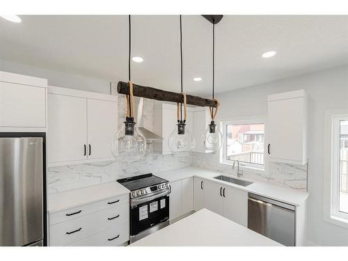 145 Athabasca Crescent, Fort Mcmurray, AB - Indoor Photo Showing Kitchen With Stainless Steel Kitchen With Upgraded Kitchen