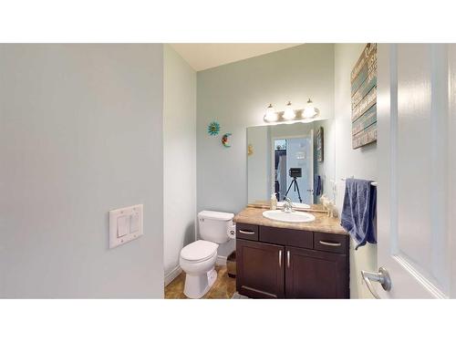 152 Fireweed Crescent, Fort Mcmurray, AB - Indoor Photo Showing Bathroom