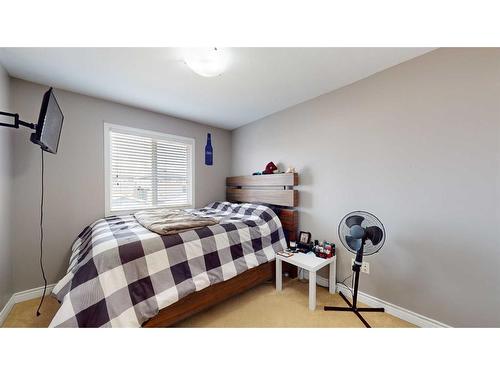 152 Fireweed Crescent, Fort Mcmurray, AB - Indoor Photo Showing Bedroom