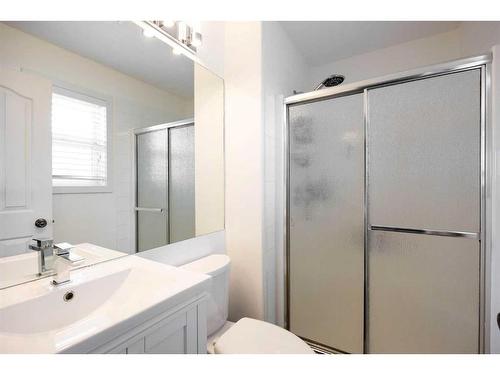 103 J W Mann Drive, Fort Mcmurray, AB - Indoor Photo Showing Bathroom