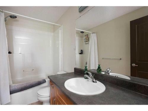 305-136B Sandpiper Road, Fort Mcmurray, AB - Indoor Photo Showing Bathroom