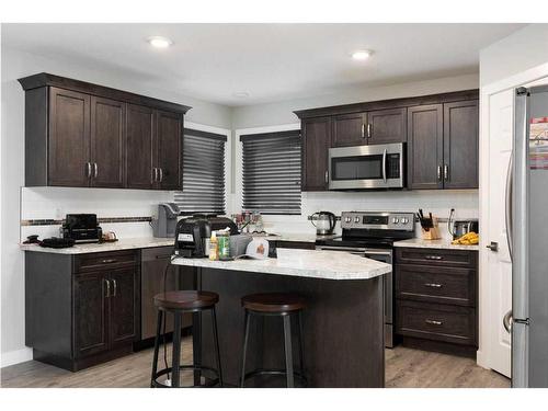 188 Beacon Hill Drive, Fort Mcmurray, AB - Indoor Photo Showing Kitchen