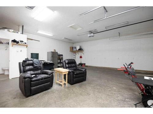 188 Beacon Hill Drive, Fort Mcmurray, AB - Indoor Photo Showing Garage