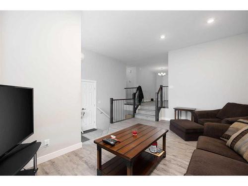 188 Beacon Hill Drive, Fort Mcmurray, AB - Indoor Photo Showing Living Room