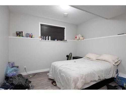 188 Beacon Hill Drive, Fort Mcmurray, AB - Indoor Photo Showing Bedroom