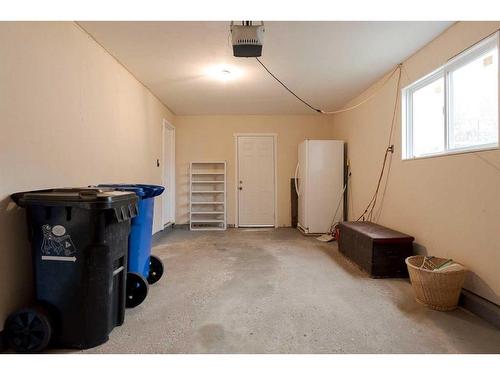 173 Woodland Drive, Fort Mcmurray, AB - Indoor Photo Showing Other Room