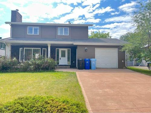 173 Woodland Drive, Fort Mcmurray, AB - Outdoor With Deck Patio Veranda With Facade