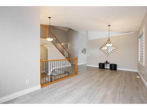 211 Woodpecker Way, Fort Mcmurray, AB - Indoor Photo Showing Other Room