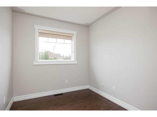 231 Merganser Crescent, Fort Mcmurray, AB - Indoor Photo Showing Other Room