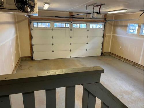 105 Dehoog Crescent, Fort Mcmurray, AB - Indoor Photo Showing Garage