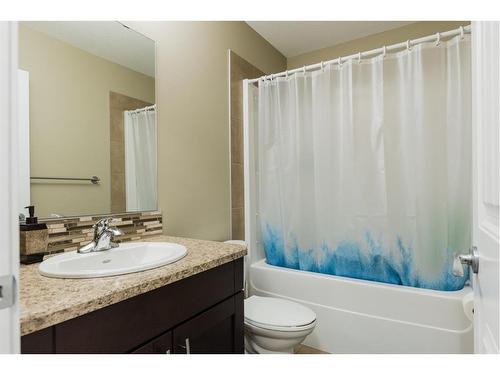 19-300 Sparrow Hawk Drive, Fort Mcmurray, AB - Indoor Photo Showing Bathroom