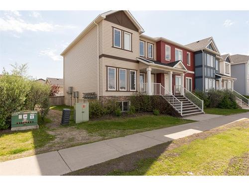 19-300 Sparrow Hawk Drive, Fort Mcmurray, AB - Outdoor With Facade