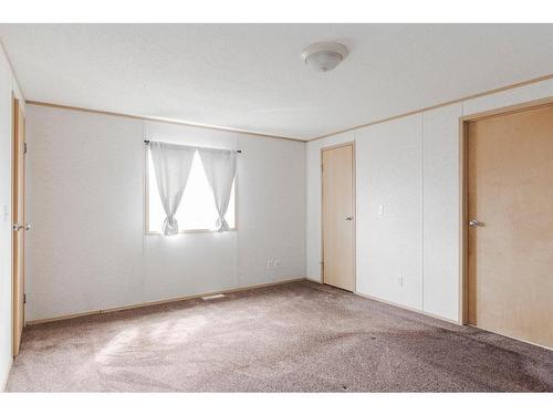 125 Hoehne Street, Fort Mcmurray, AB - Indoor Photo Showing Other Room