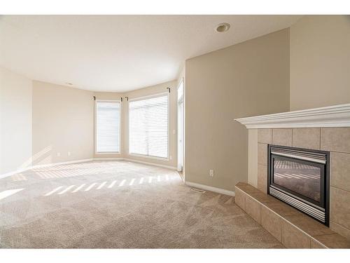 39-97 Wilson Drive, Fort Mcmurray, AB - Indoor With Fireplace