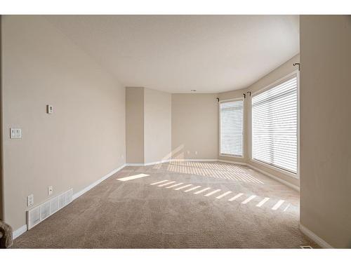 39-97 Wilson Drive, Fort Mcmurray, AB - Indoor Photo Showing Other Room