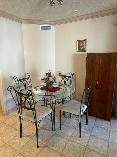 1308-38 Riedel Street, Fort Mcmurray, AB - Indoor Photo Showing Dining Room