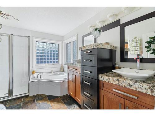 113 Wood Buffalo Way, Fort Mcmurray, AB - Indoor Photo Showing Bathroom