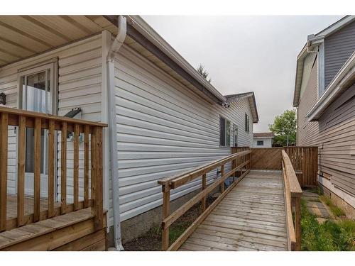 194 Windsor Drive, Fort Mcmurray, AB - Outdoor With Exterior