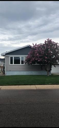 173 Elmore Drive, Fort Mcmurray, AB - Outdoor