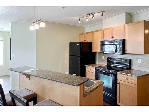 416-118 Millennium Drive, Fort Mcmurray, AB - Indoor Photo Showing Kitchen