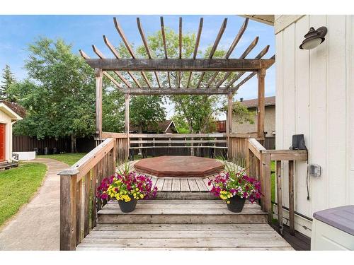 127 Christina Court, Fort Mcmurray, AB - Outdoor With Deck Patio Veranda With Exterior