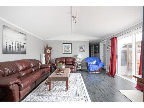 169 Cree Road, Fort Mcmurray, AB - Indoor Photo Showing Living Room