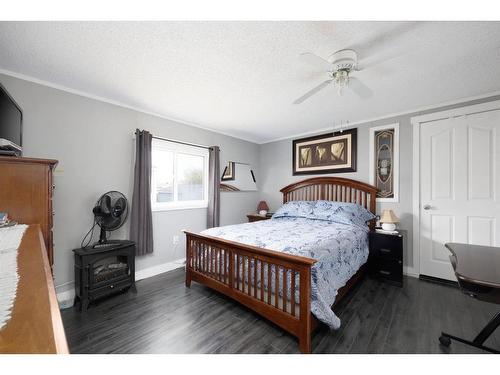 169 Cree Road, Fort Mcmurray, AB - Indoor Photo Showing Bedroom