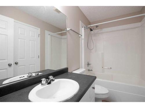 231 Bear Paw Drive, Fort Mcmurray, AB - Indoor Photo Showing Bathroom