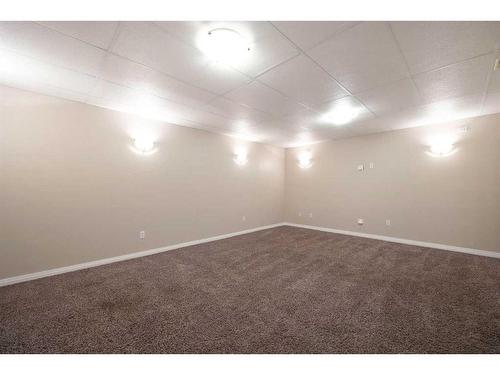 231 Bear Paw Drive, Fort Mcmurray, AB - Indoor Photo Showing Other Room