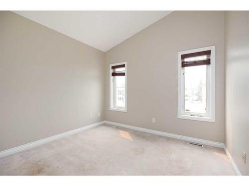 135 Bussieres Drive, Fort Mcmurray, AB - Indoor Photo Showing Other Room