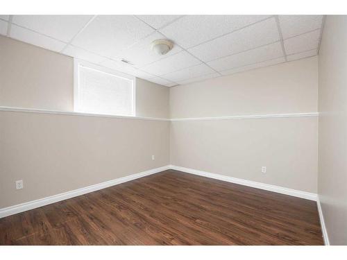 135 Bussieres Drive, Fort Mcmurray, AB - Indoor Photo Showing Other Room